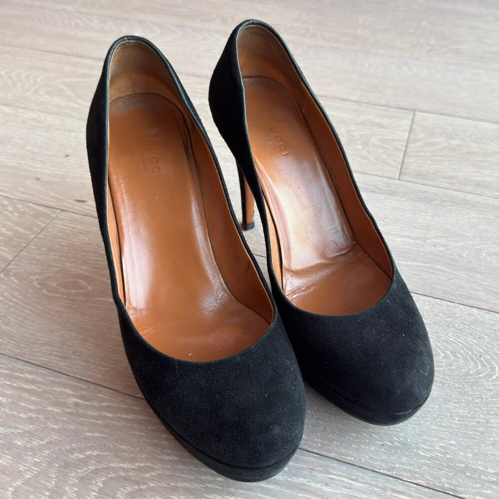 Gucci Black Suede Platform Pumps